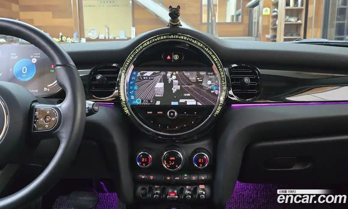 Mini Cooper 2022 1.5 Автомат в Москве № 416856, фото 15