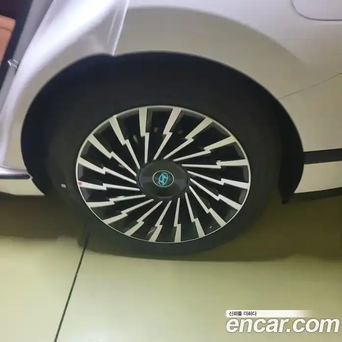 Hyundai Grandeur 2026 1.6 Автомат в Москве № 44439, фото 8