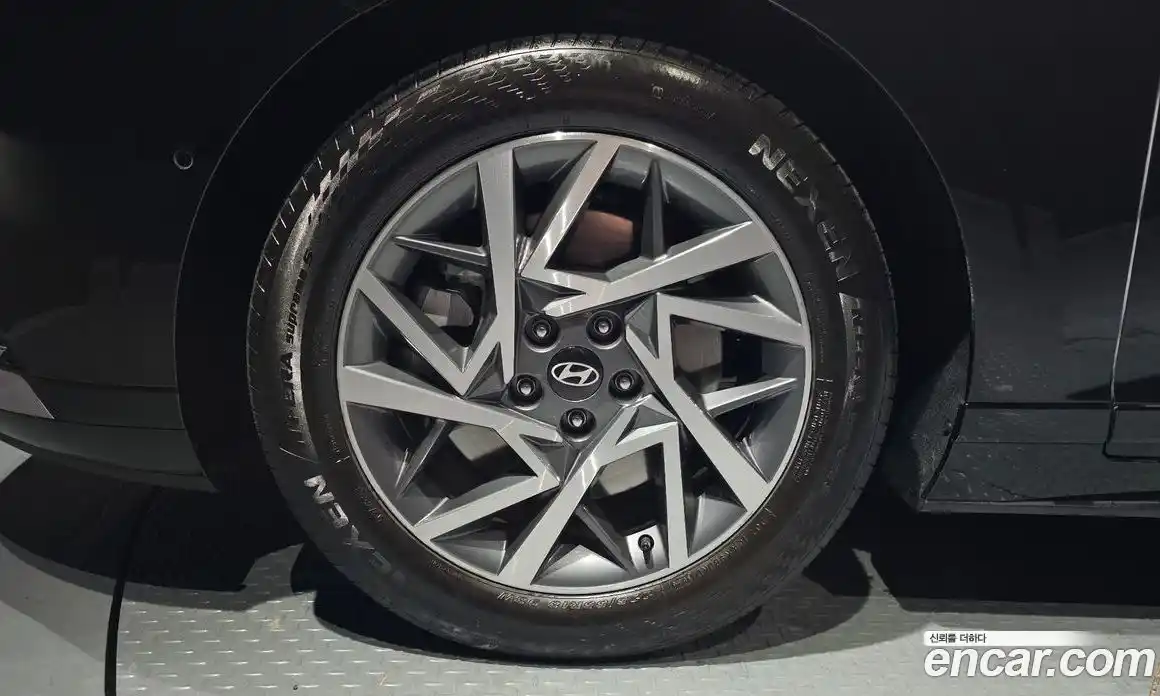 Hyundai Grandeur 2023 3.5 Автомат в Москве № 44629, фото 5