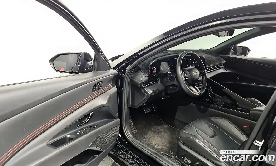 Hyundai Avante 2024 1.6 Автомат в Москве № 49110, фото 20