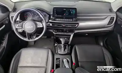 Kia Seltos 2023 1.6 Автомат в Москве № 50612, миниатюра 11