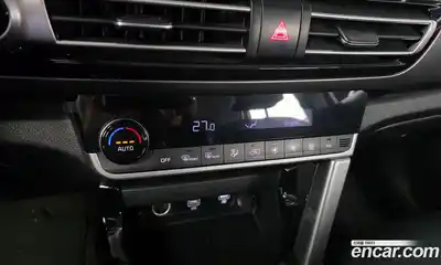 Kia Seltos 2023 1.6 Автомат в Москве № 50612, миниатюра 3