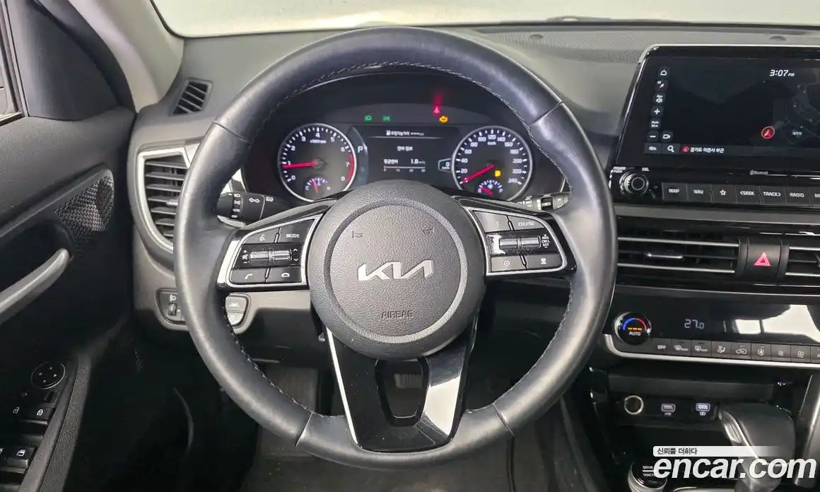 Kia Seltos 2023 1.6 Автомат в Москве № 50612, фото 5