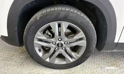 Kia Seltos 2023 1.6 Автомат в Москве № 50612, миниатюра 9