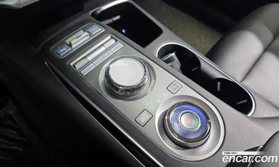 Genesis GV70 2021 2.5 Автомат в Москве № 57412, фото 6