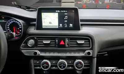 Genesis G70 2019 2.0 Автомат в Москве № 57561, миниатюра 3