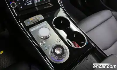 Genesis GV70 2025 2.5 Автомат в Москве № 58076, миниатюра 6