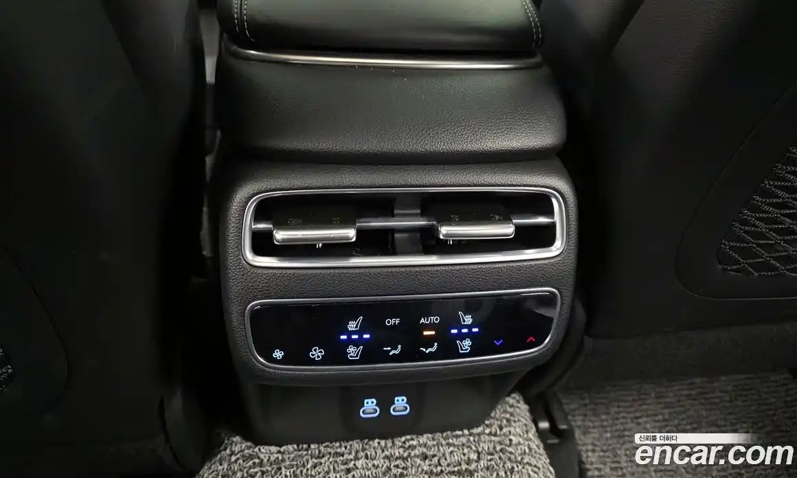 Genesis GV70 2025 2.5 Автомат в Москве № 58076, фото 9