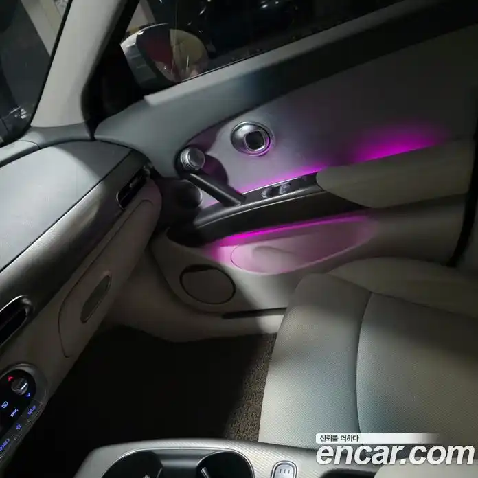 Genesis GV60 2022 1.0 Автомат в Москве № 58385, фото 16