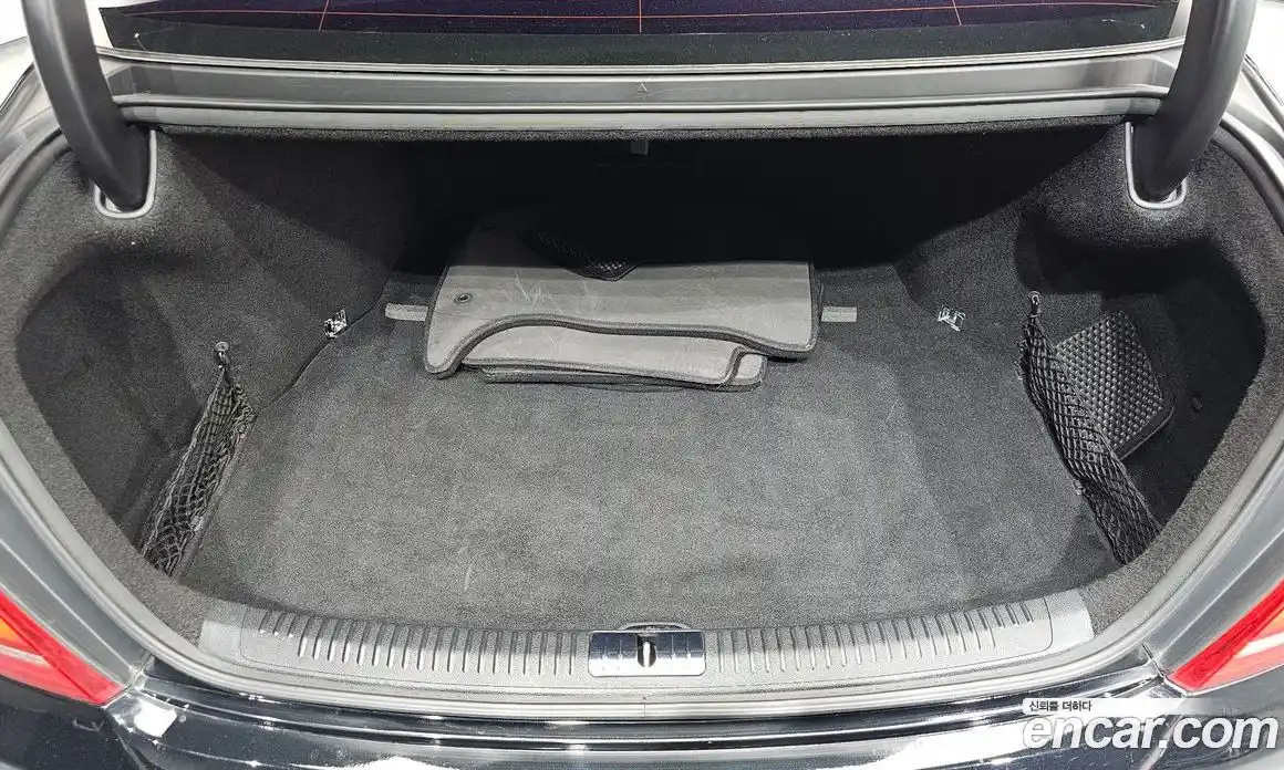 Genesis EQ900 2016 3.8 Автомат в Москве № 80579, фото 13