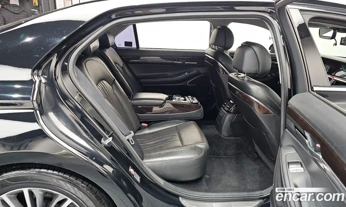 Genesis EQ900 2016 3.8 Автомат в Москве № 80579, фото 3