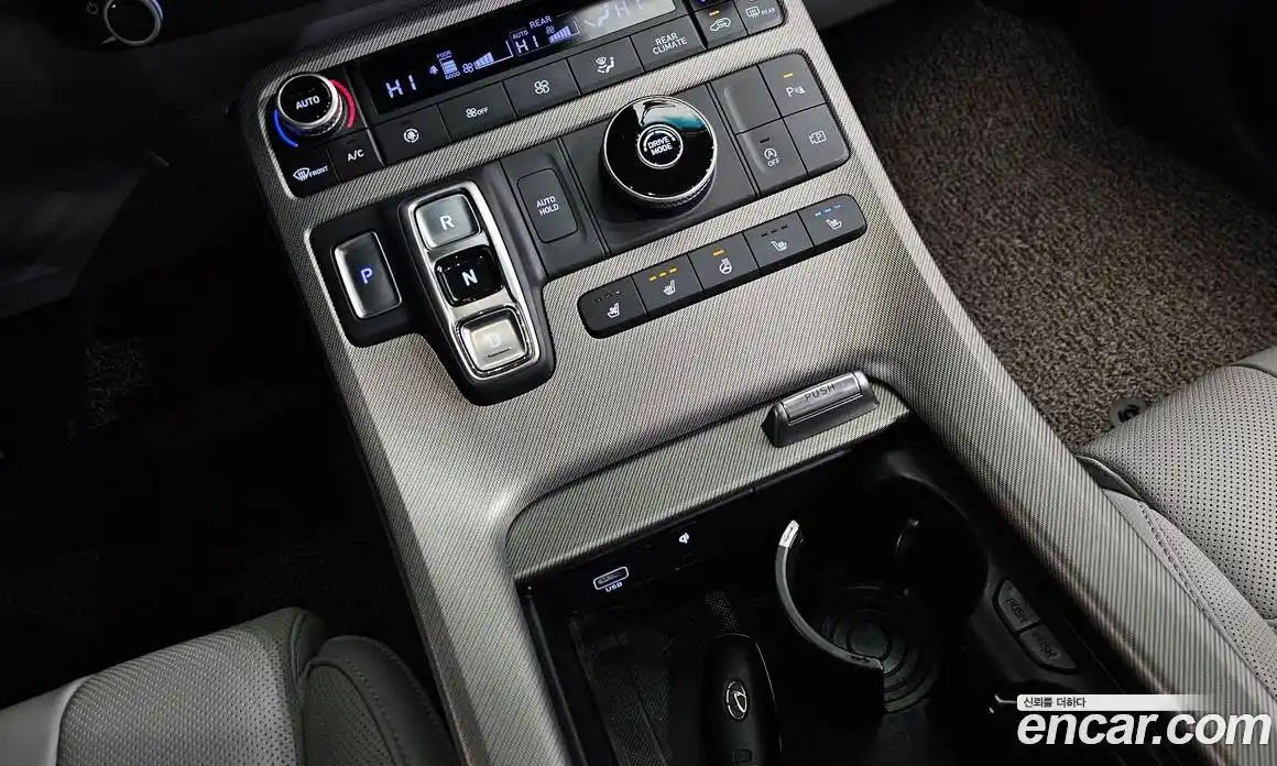 Hyundai Palisade 2024 2.2 Автомат в Москве № 92667, фото 9