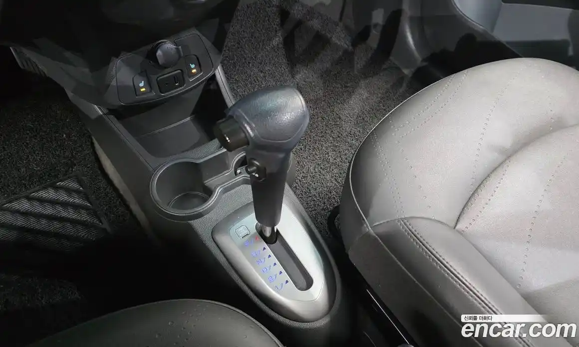 Chevrolet Spark 2014 1.0 Автомат в Москве № 104444, фото 9