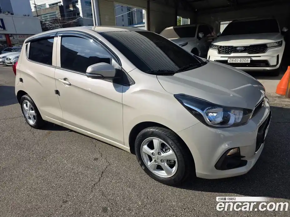 Chevrolet Spark 2017 1.0 Автомат в Москве № 104526, фото 3