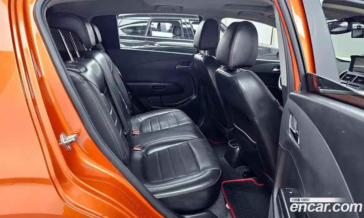 Chevrolet Aveo 2014 1.4 Автомат в Москве № 104963, фото 10