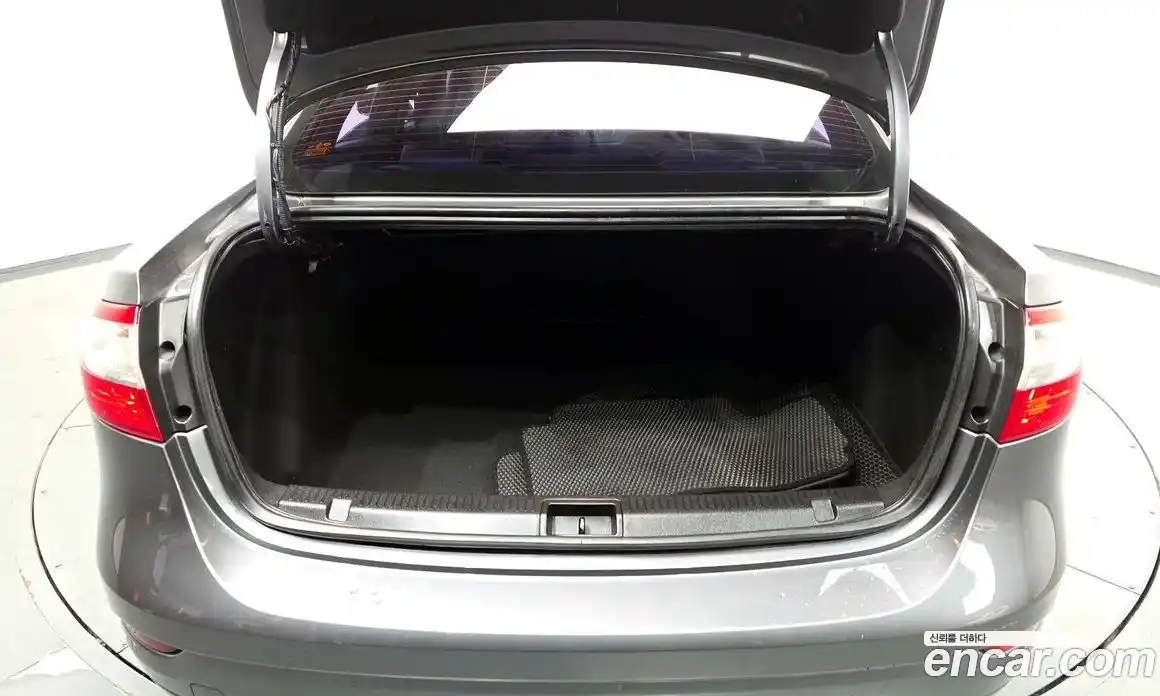 Renault SM3 2017 1.6 Автомат в Москве № 106590, фото 14