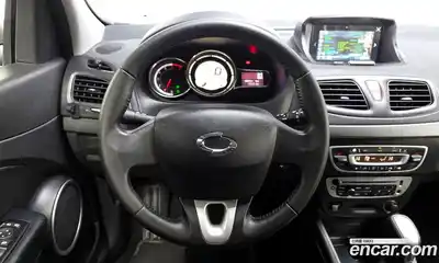 Renault SM3 2017 1.6 Автомат в Москве № 106590, миниатюра 2