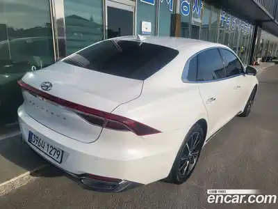 Hyundai Grandeur 2022 3.3 Автомат в Москве № 108467, миниатюра 2