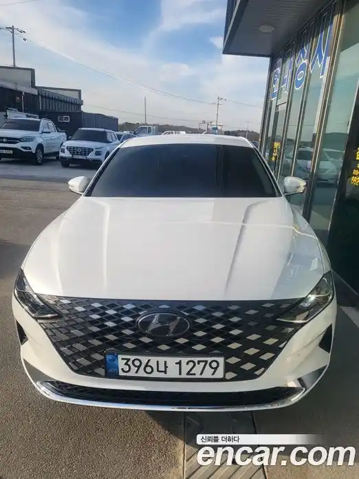Hyundai Grandeur 2022 3.3 Автомат в Москве № 108467, фото 3