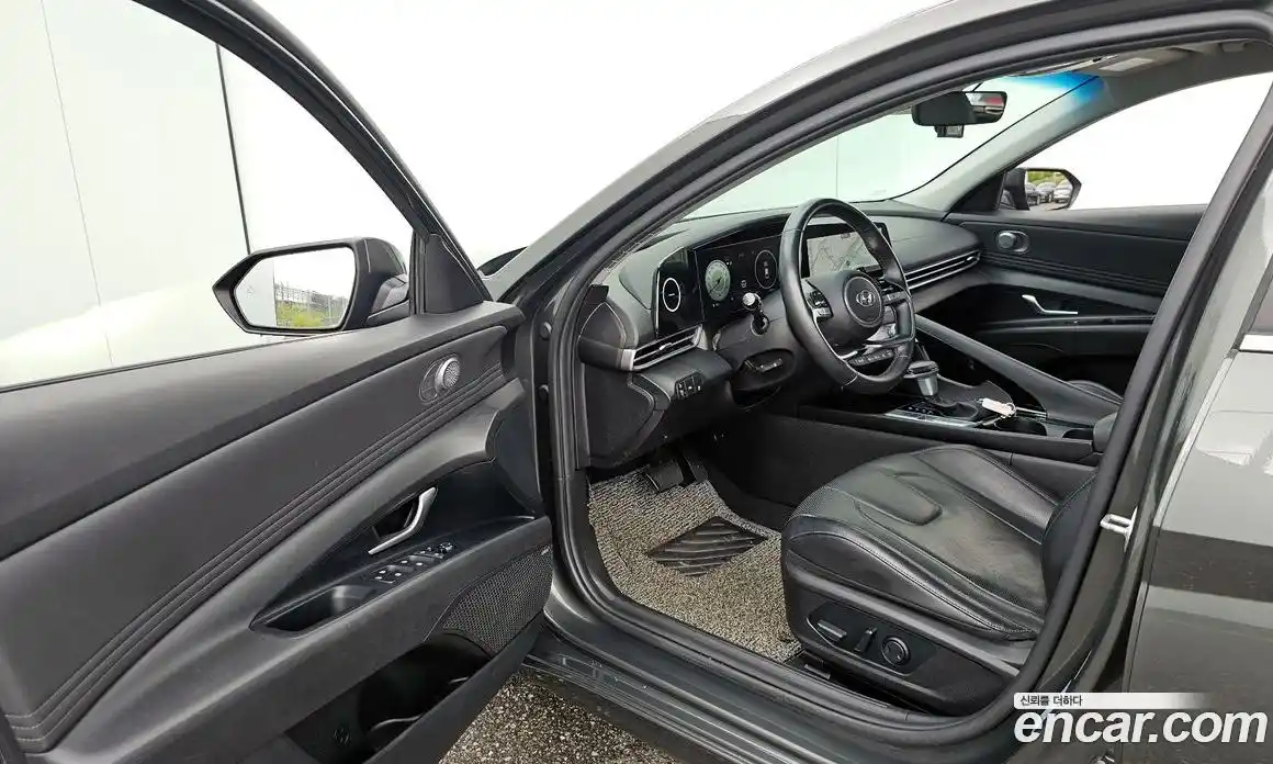 Hyundai Avante 2021 1.6 Автомат в Москве № 109265, фото 12