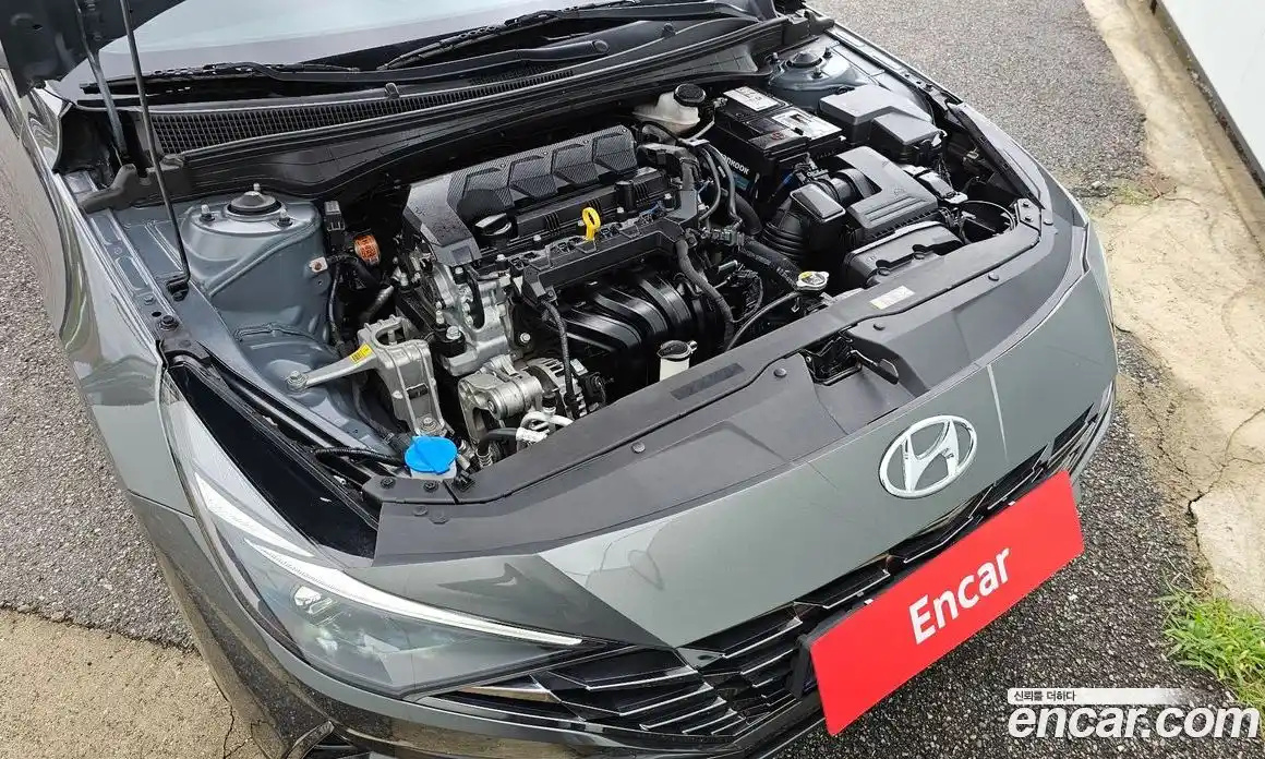 Hyundai Avante 2021 1.6 Автомат в Москве № 109265, фото 5