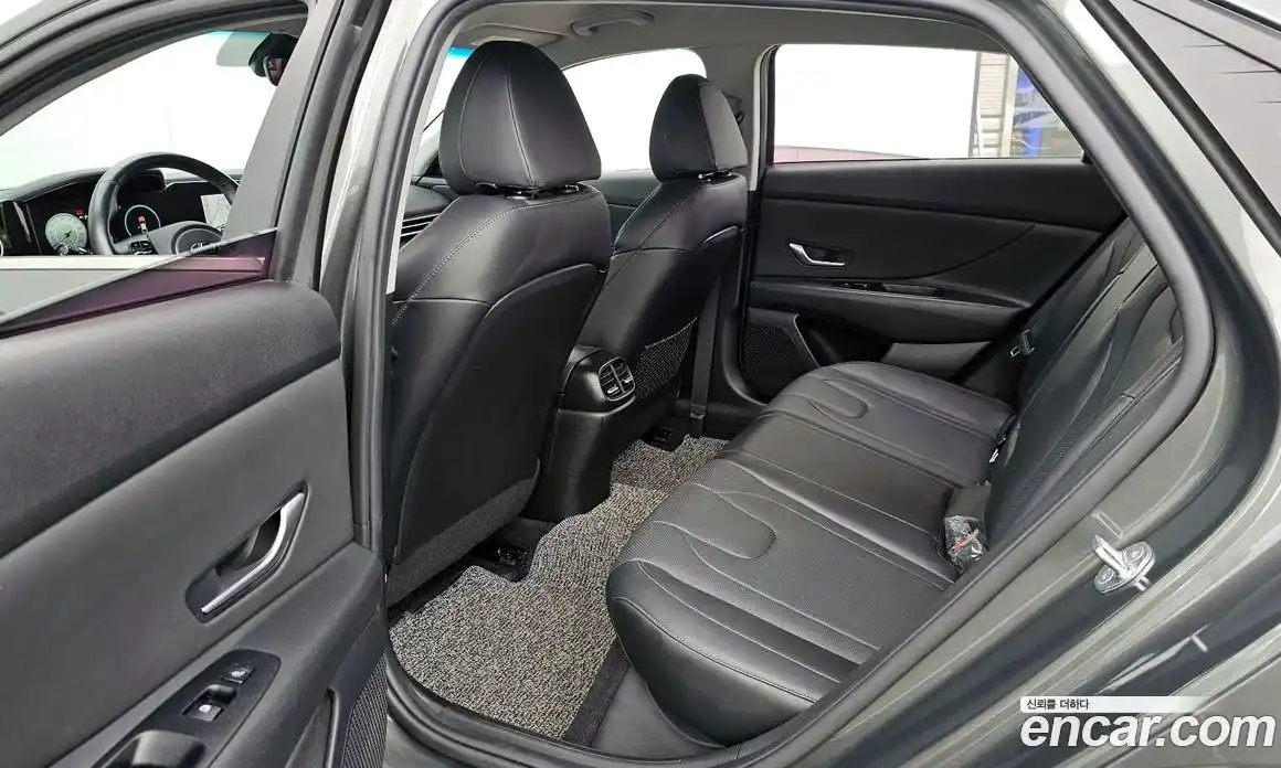 Hyundai Avante 2021 1.6 Автомат в Москве № 109265, фото 6