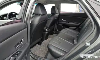 Hyundai Avante 2021 1.6 Автомат в Москве № 109265, миниатюра 6