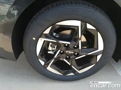 Kia K5 2025 1.6 Автомат в Москве № 113968, миниатюра 5