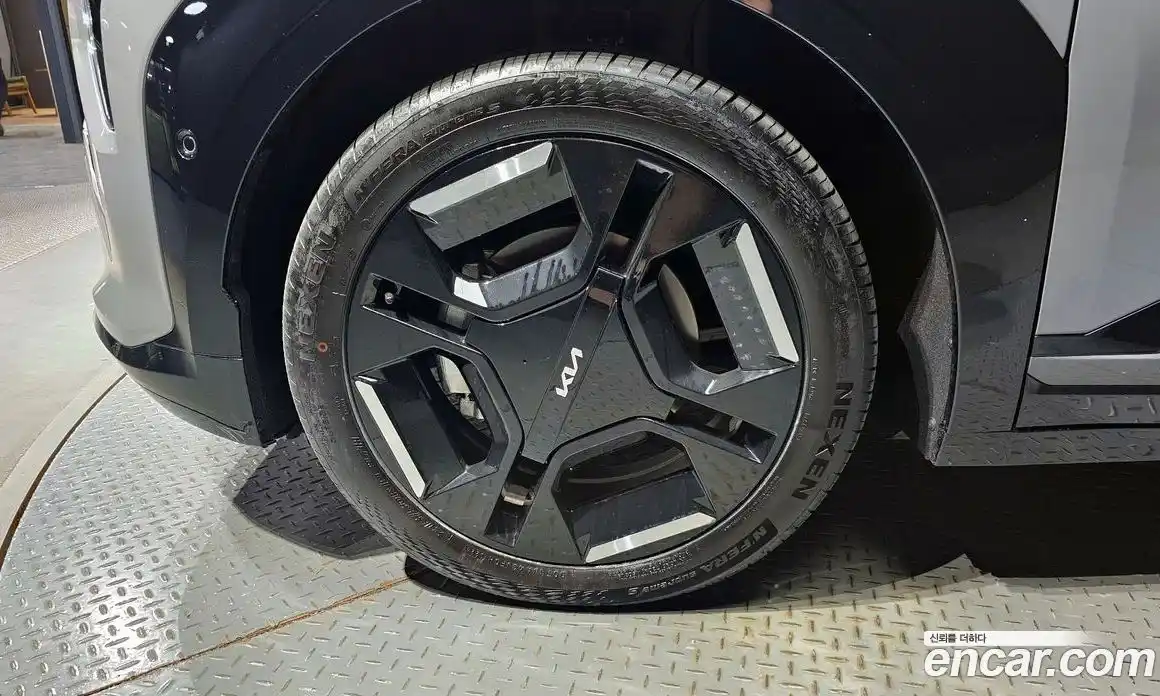 Kia EV3 2025 0.2 Автомат в Москве № 114828, фото 5