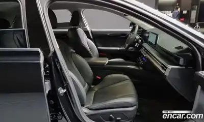 Hyundai Grandeur 2023 3.5 Автомат в Москве № 114911, миниатюра 2