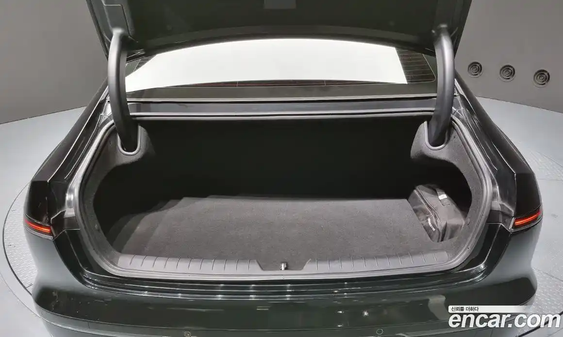 Hyundai Grandeur 2023 3.5 Автомат в Москве № 114911, фото 7