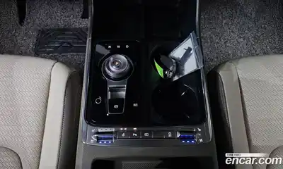 Kia Canival 2025 1.6 Автомат в Москве № 115349, миниатюра 5