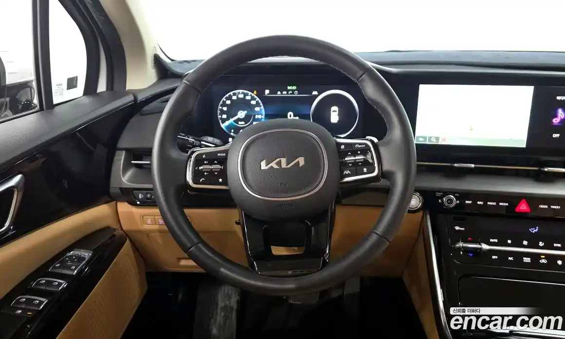 Kia Canival 2023 3.5 Автомат в Москве № 120089, фото 13