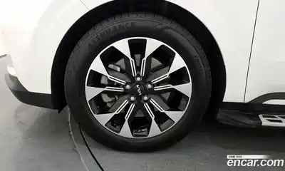 Kia Canival 2023 3.5 Автомат в Москве № 120089, миниатюра 5