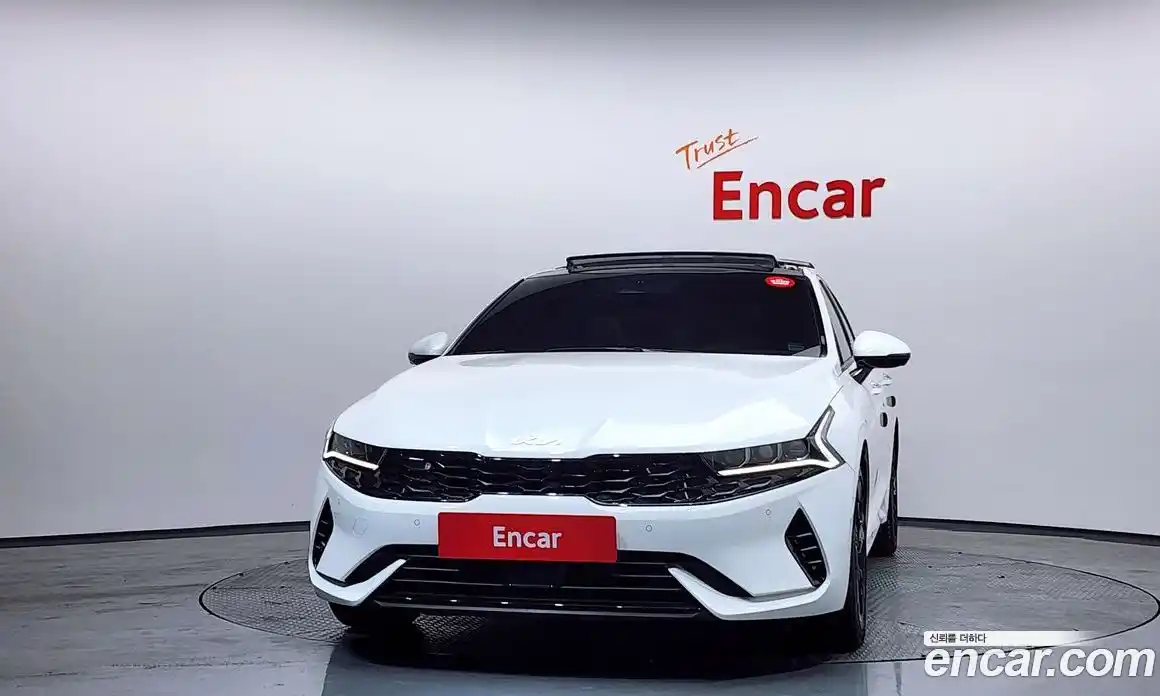 Kia K5 2023 2.0 Автомат в Москве № 120507, фото 3