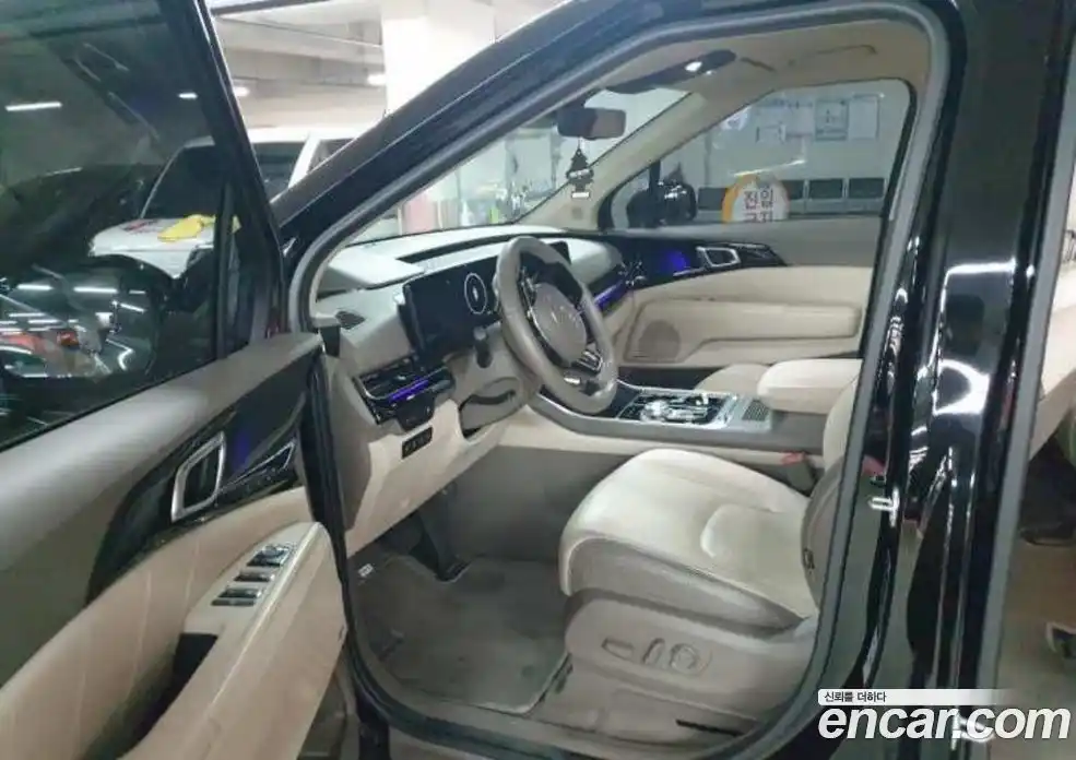 Kia Canival 2025 3.5 Автомат в Москве № 120724, фото 4