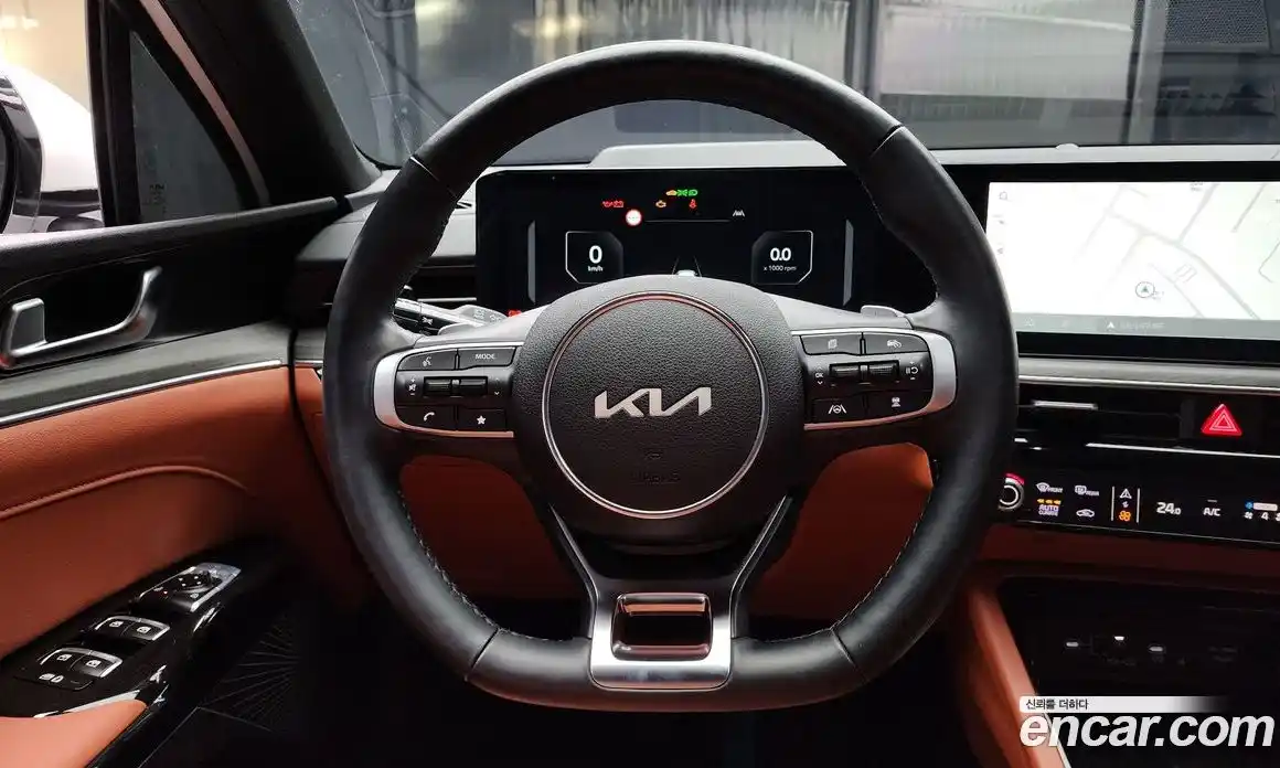 Kia K5 2024 1.6 Автомат в Москве № 120996, фото 17