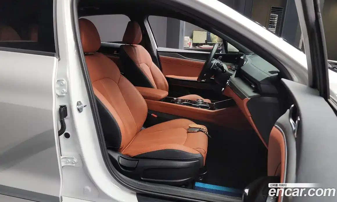 Kia K5 2024 1.6 Автомат в Москве № 120996, фото 3