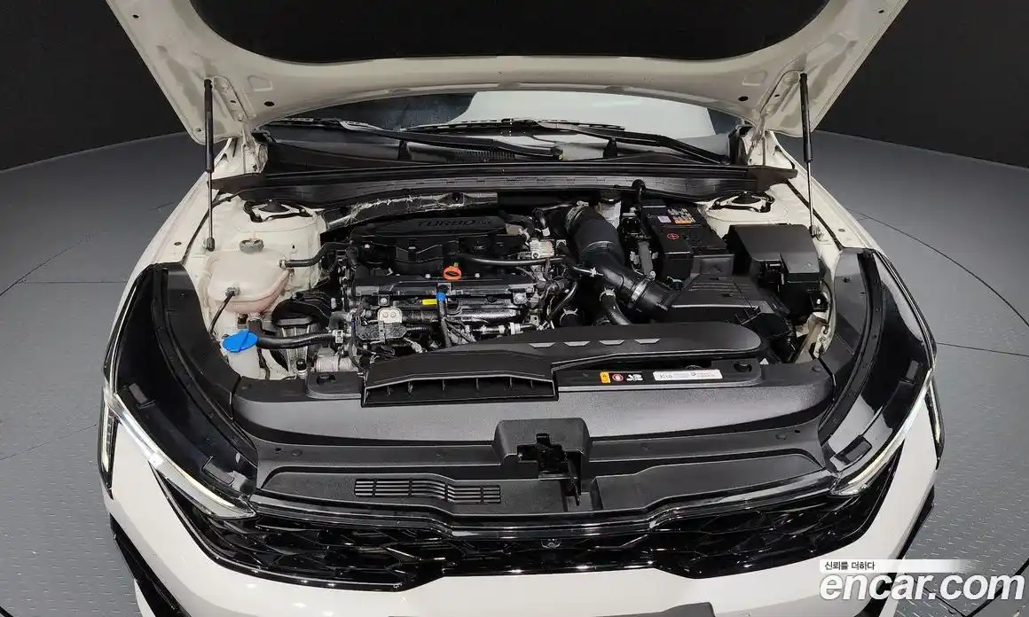 Kia K5 2024 1.6 Автомат в Москве № 120996, фото 10