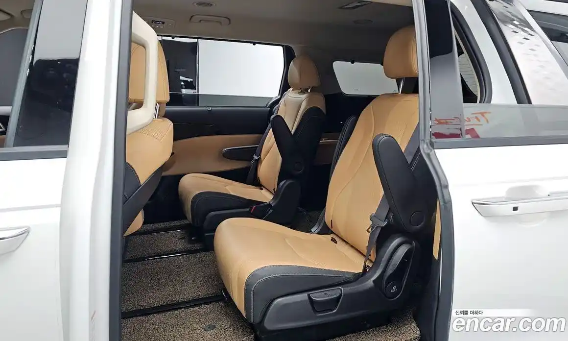 Kia Canival 2023 2.2 Автомат в Москве № 121571, фото 11