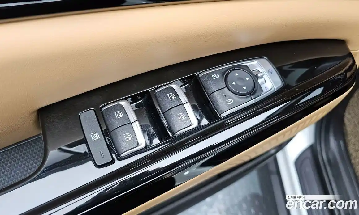 Kia Canival 2023 2.2 Автомат в Москве № 121571, фото 14