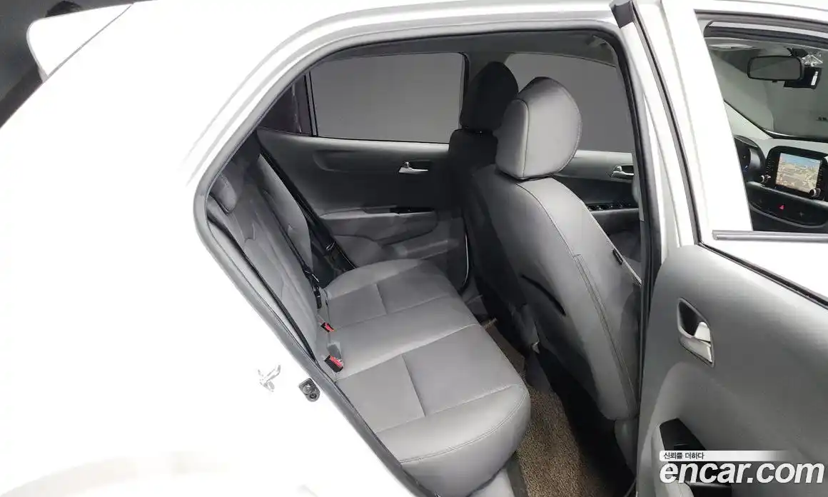 Kia Morning 2021 1.0 Автомат в Москве № 122098, фото 15