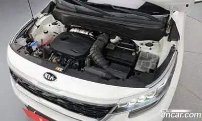 Kia Seltos 2021 1.6 Автомат в Москве № 12322, миниатюра 4