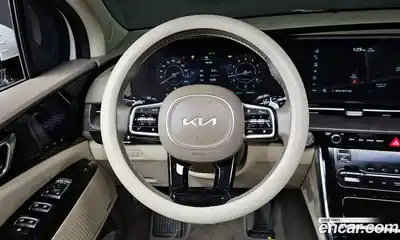 Kia Canival 2023 3.5 Автомат в Москве № 124067, миниатюра 4
