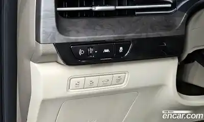 Kia Canival 2023 3.5 Автомат в Москве № 124067, миниатюра 8