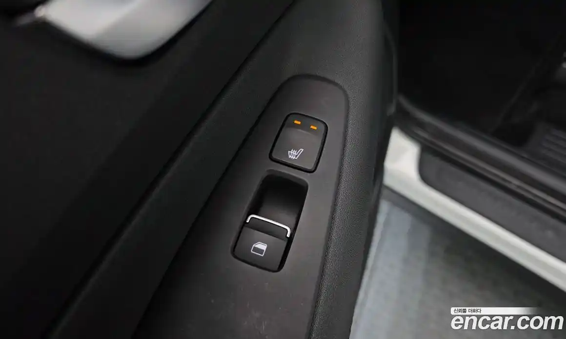 Hyundai Santa Fe 2023 1.6 Автомат в Москве № 125484, фото 19