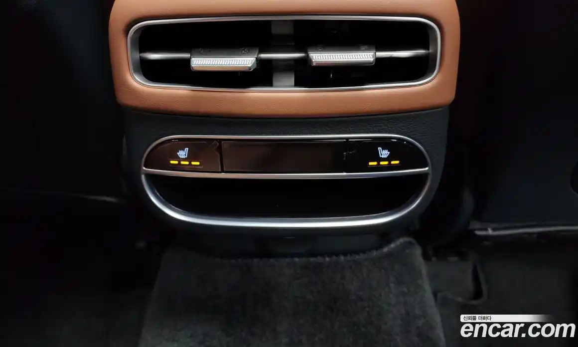 Genesis GV70 2024 2.5 Автомат в Москве № 127348, фото 13