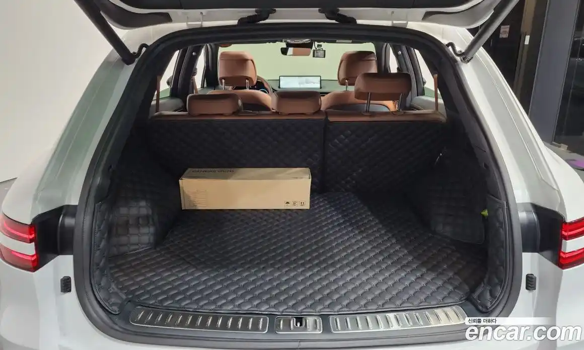 Genesis GV70 2024 2.5 Автомат в Москве № 127348, фото 14