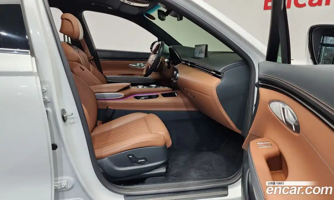 Genesis GV70 2024 2.5 Автомат в Москве № 127348, фото 7