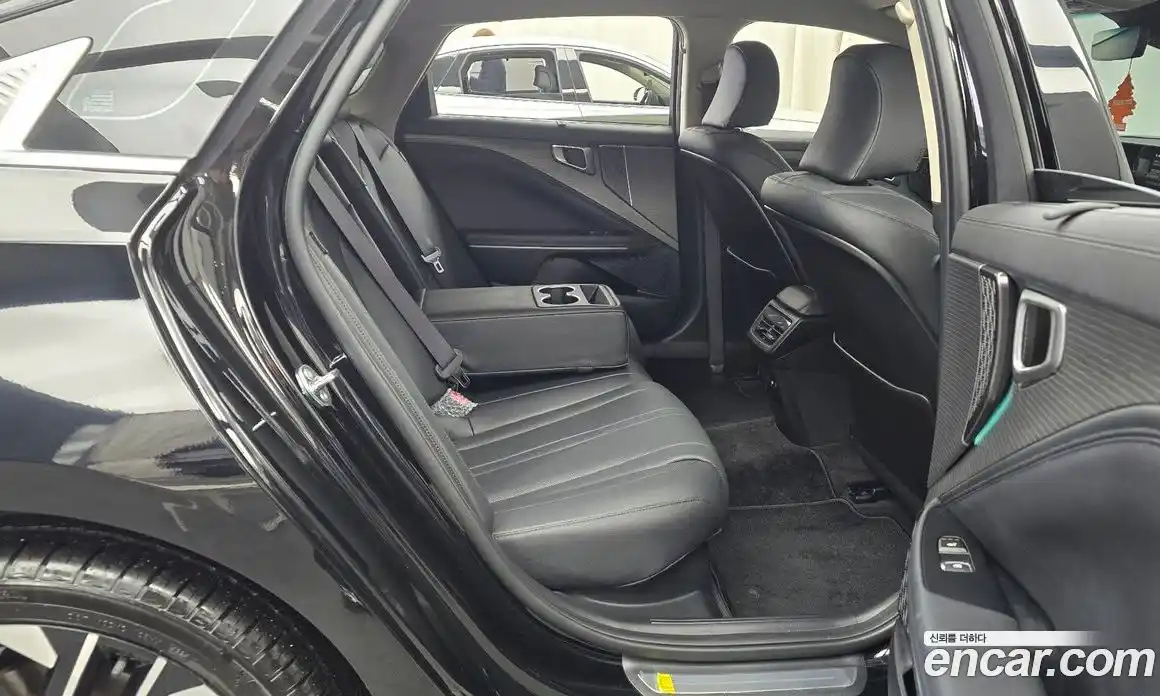 Kia K8 2025 1.6 Автомат в Москве № 128050, фото 1